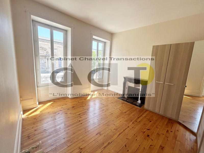 Appartement - 177 m² - 7 pièces