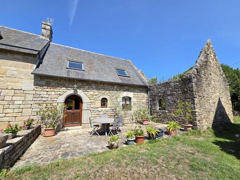 Corps de ferme - 211 m² - 12 pièces