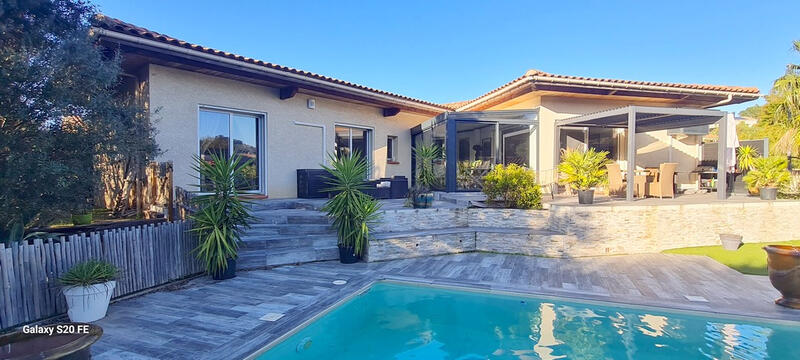 Villa - 166 m² - 5 pièces