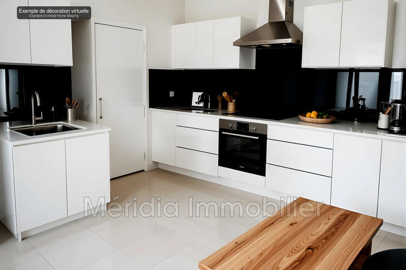 Maison - 208 m² - 9 pièces