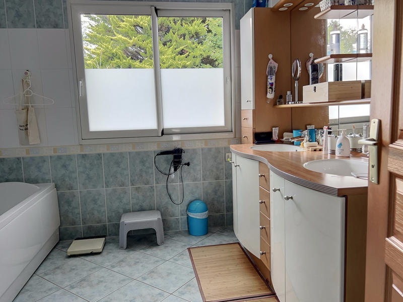 Maison - 213 m² - 6 pièces