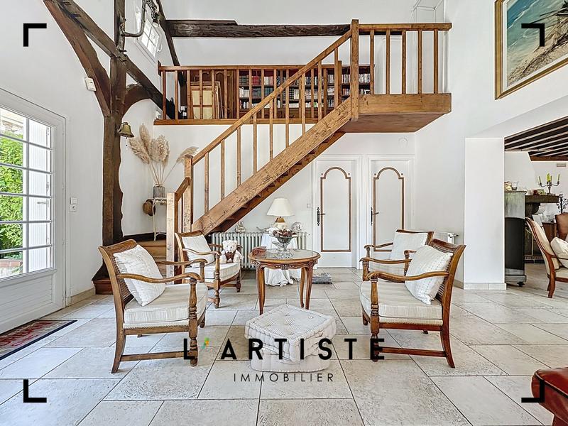 Maison - 155 m² - 6 pièces