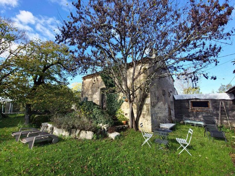 Maison en pierre - 135 m² - 7 pièces