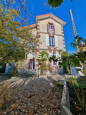 Maison - 120 m² - 5 pièces