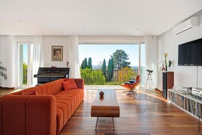 Maison - 158 m² - 5 pièces