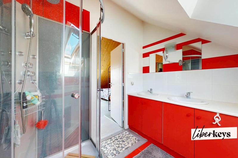 Maison - 135 m² - 4 pièces