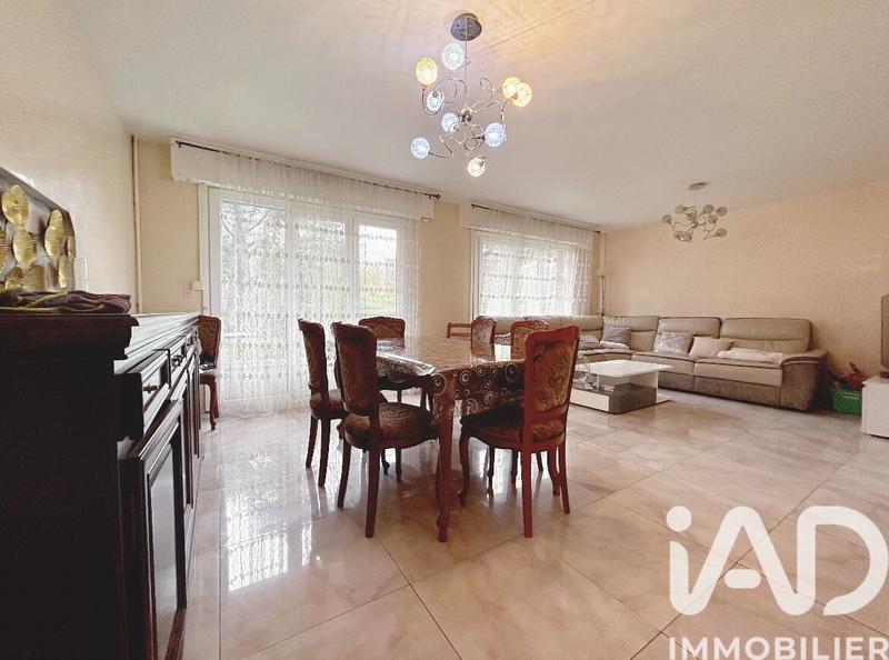 Maison - 98 m² - 4 pièces