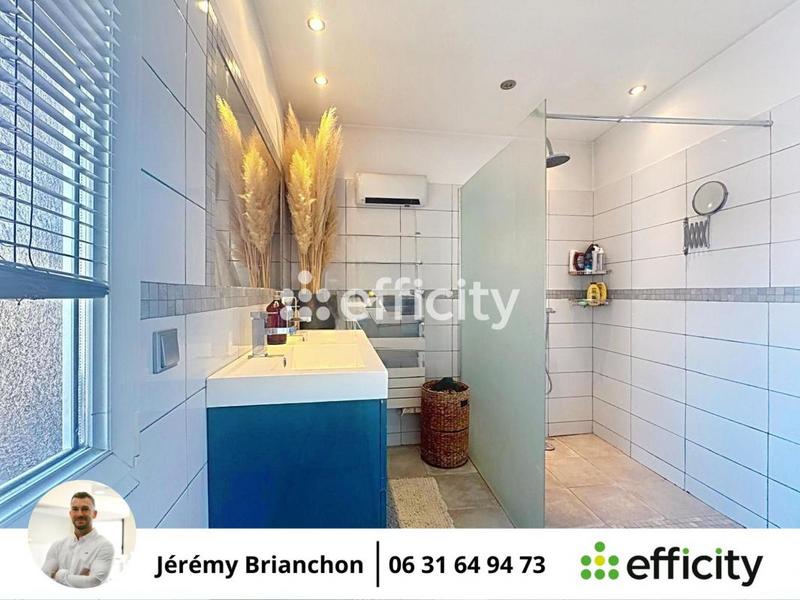 Maison - 150 m² - 5 pièces