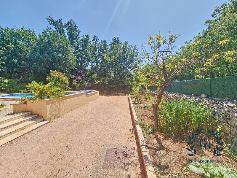 Maison - 107 m² - 4 pièces