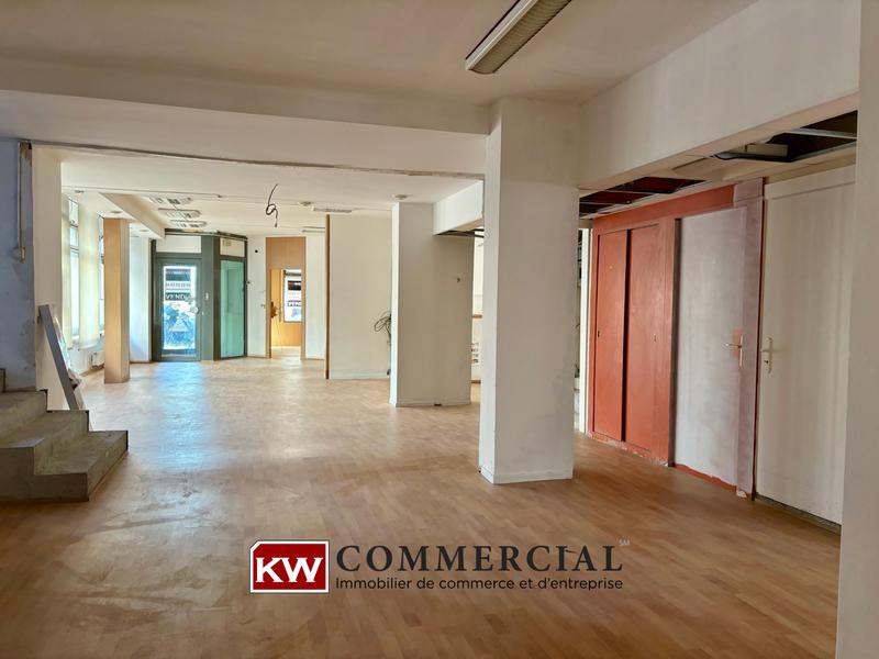 Local commercial - 174 m²