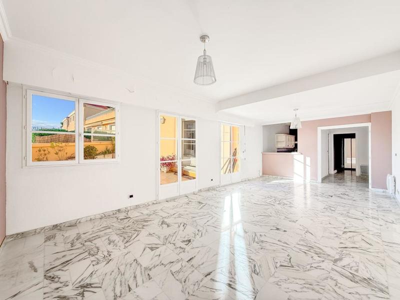 Appartement - 98 m² - 3 pièces