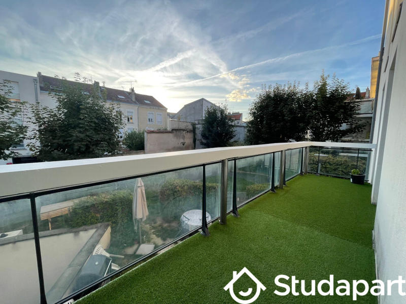 Chambre - 11 m² - 1 pièce