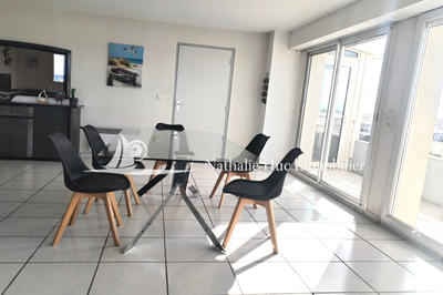 Appartement - 125 m² - 5 pièces