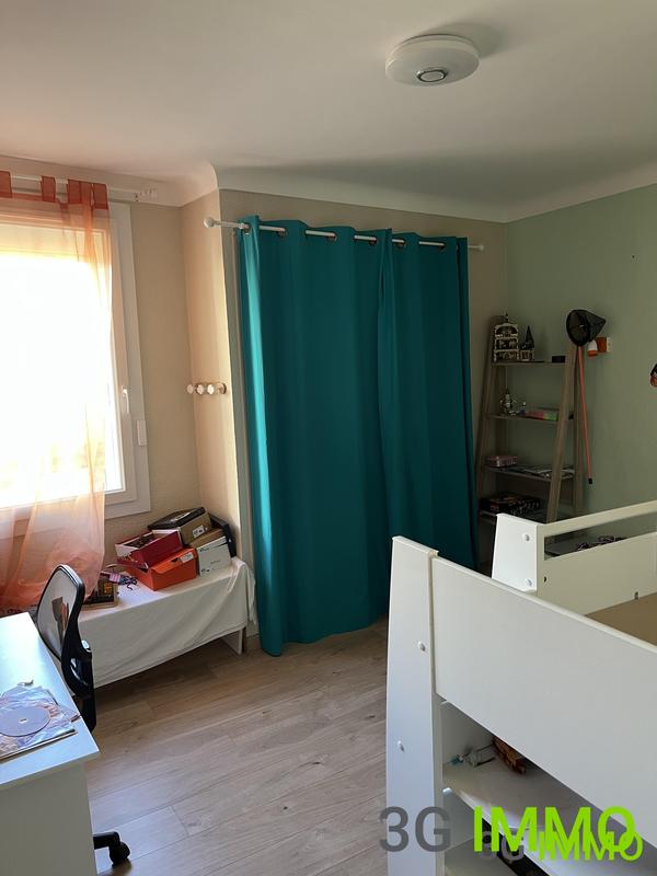 Maison - 104 m² - 4 pièces