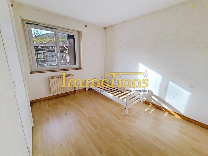 Maison - 140 m² - 8 pièces