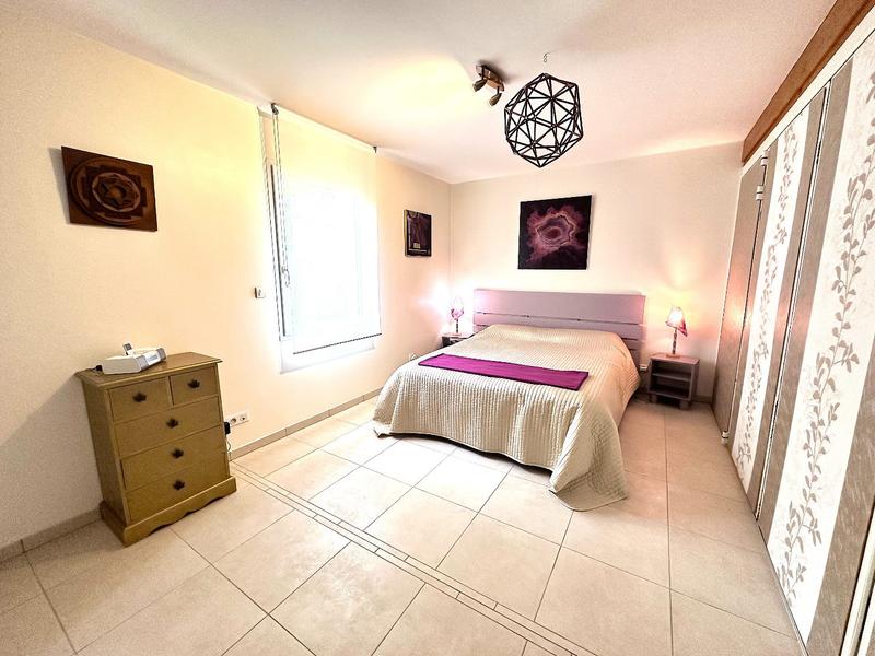 Maison - 319 m² - 15 pièces