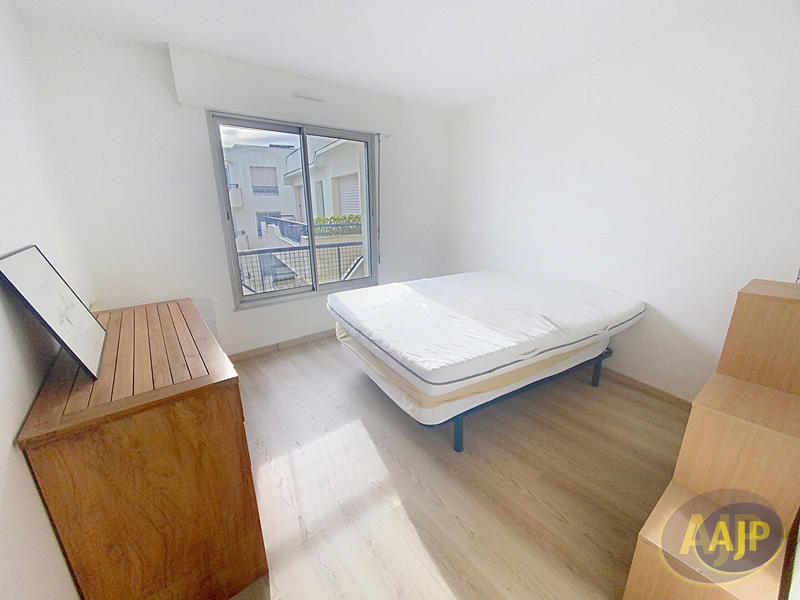 Appartement - 83 m² - 4 pièces