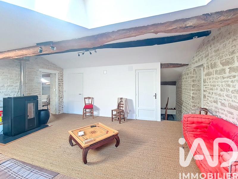 Maison - 362 m² - 8 pièces