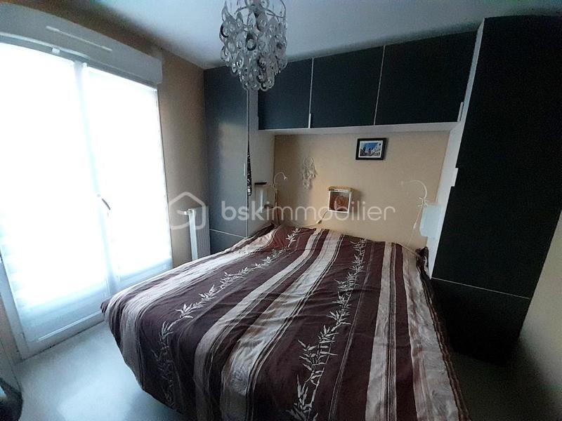 Pavillon - 144 m² - 8 pièces