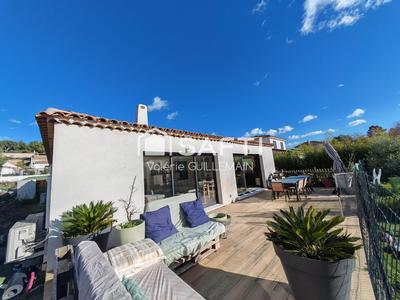 Maison - 120 m² - 4 pièces