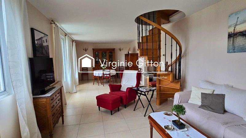 Maison - 107 m² - 4 pièces