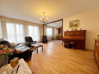 Appartement - 89 m² - 4 pièces