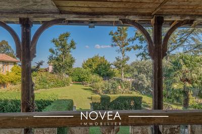 Maison - 136 m² - 4 pièces