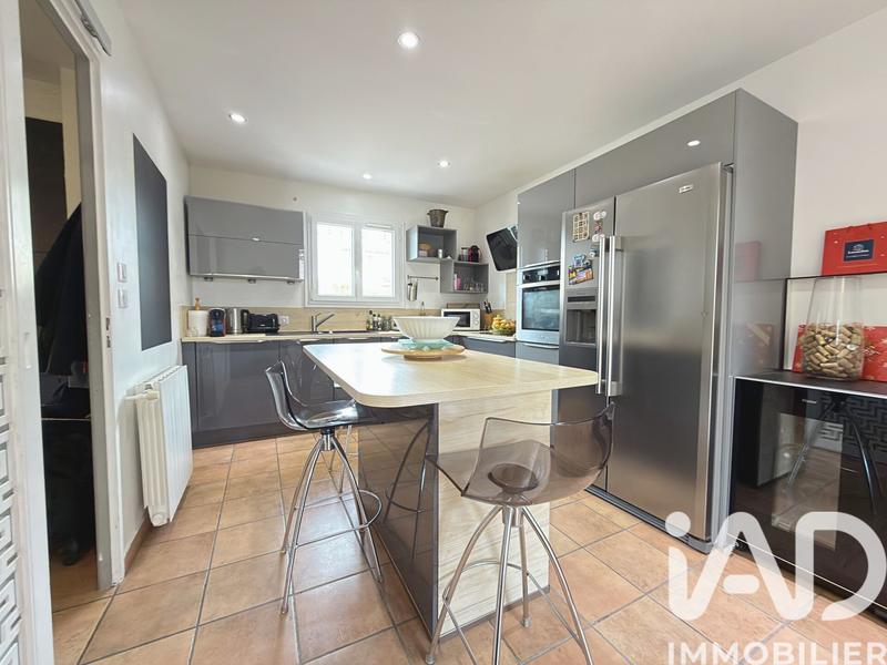 Maison - 115 m² - 6 pièces