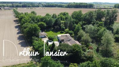 Maison contemporaine - 274 m² - 8 pièces