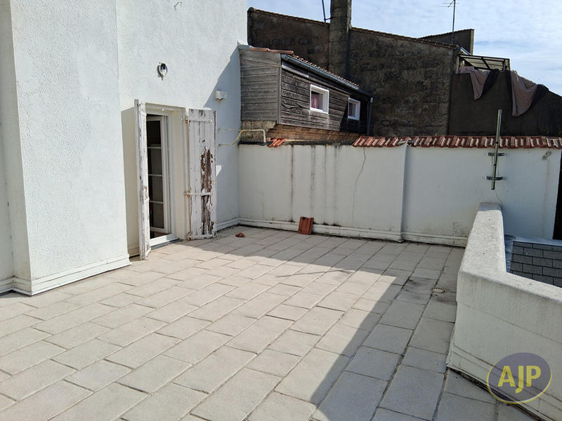 Immeuble - 11 pièces