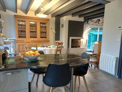 Maison - 118 m² - 6 pièces