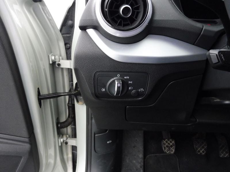 Audi Q2 30 Tdi 116 Bvm6 s line Keyless Entry Cle Confort / Hayon Electrique Camera Recul Financement Credit ou Loa Possible