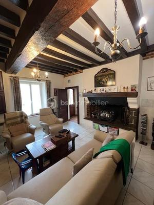 Maison - 140 m² - 7 pièces