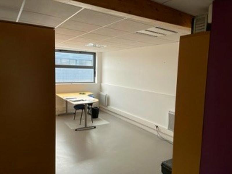Bureau - 90 m²
