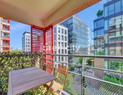 Appartement - 81 m² - 4 pièces