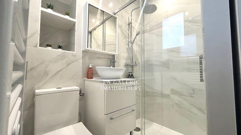 Appartement - 65 m² - 4 pièces