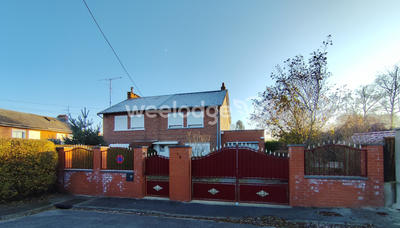 Maison - 94 m² - 5 pièces