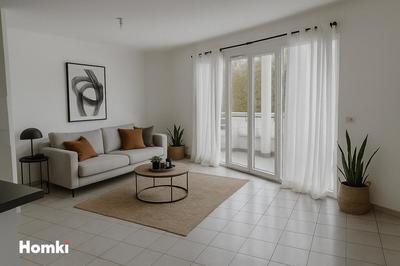 Appartement - 80 m² - 3 pièces