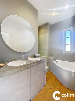 Appartement - 96 m² - 4 pièces