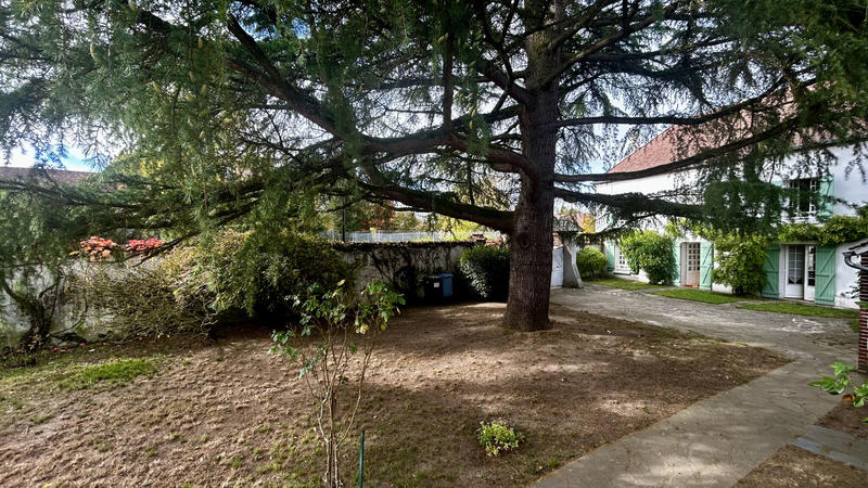 Maison - 211 m² - 7 pièces