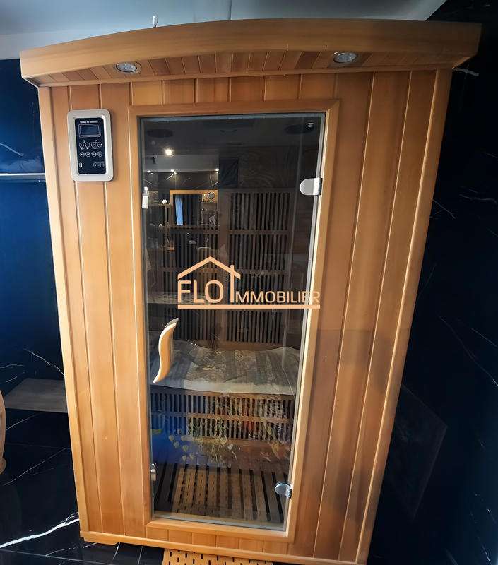 Maison - 158 m² - 7 pièces