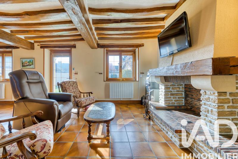 Maison - 237 m² - 13 pièces