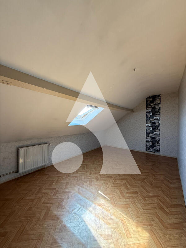 Maison - 110 m² - 5 pièces