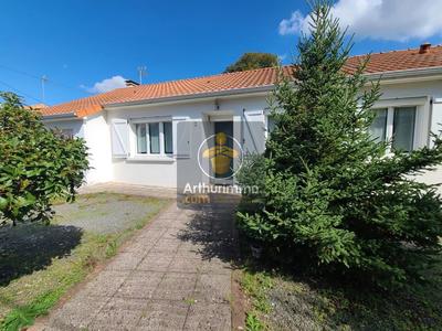 Maison - 140 m² - 6 pièces