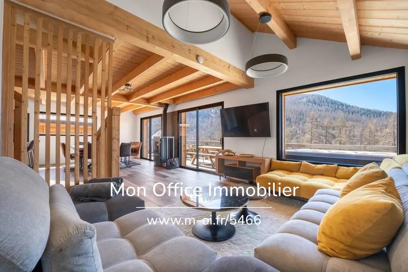 Châlet - 185 m² - 6 pièces