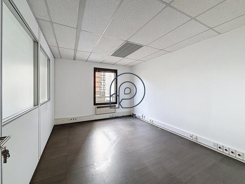 Bureau - 156 m²