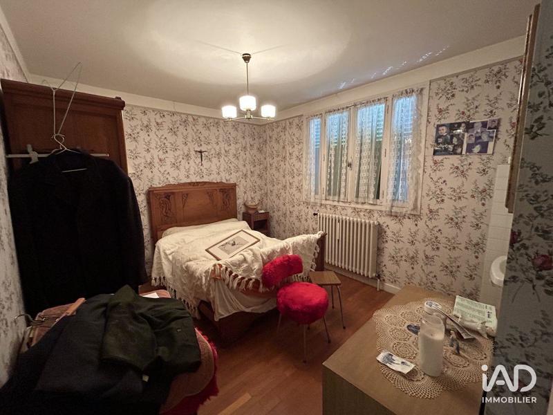 Maison - 98 m² - 5 pièces