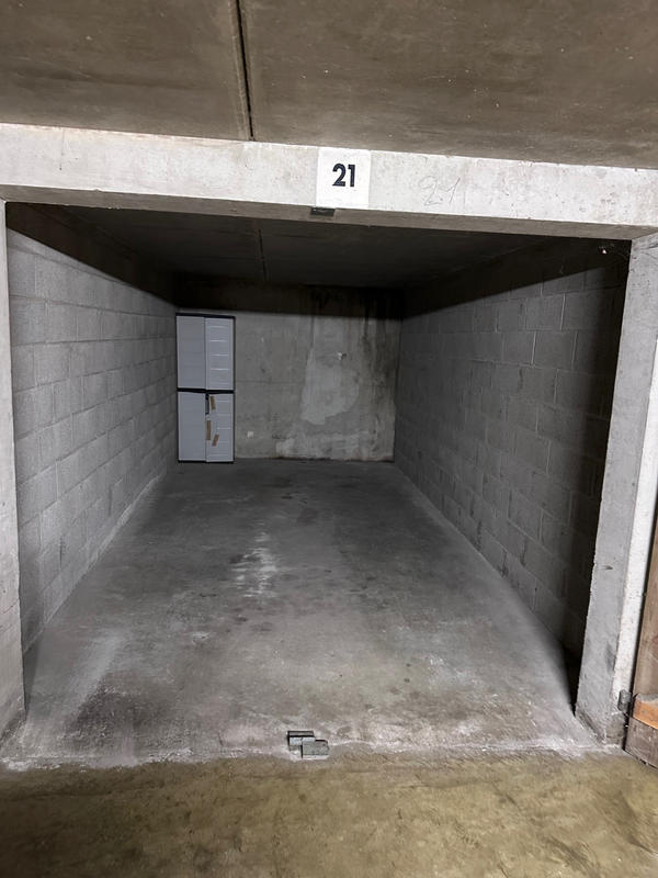 Parking / Garage - 15 m²