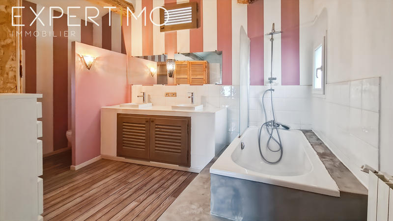 Maison - 171 m² - 6 pièces