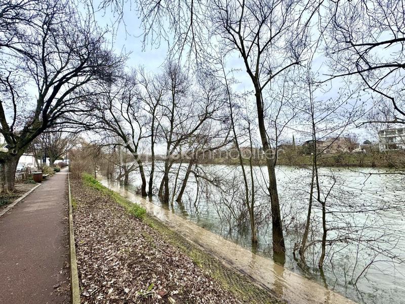 Immeuble - 160 m² - 7 pièces